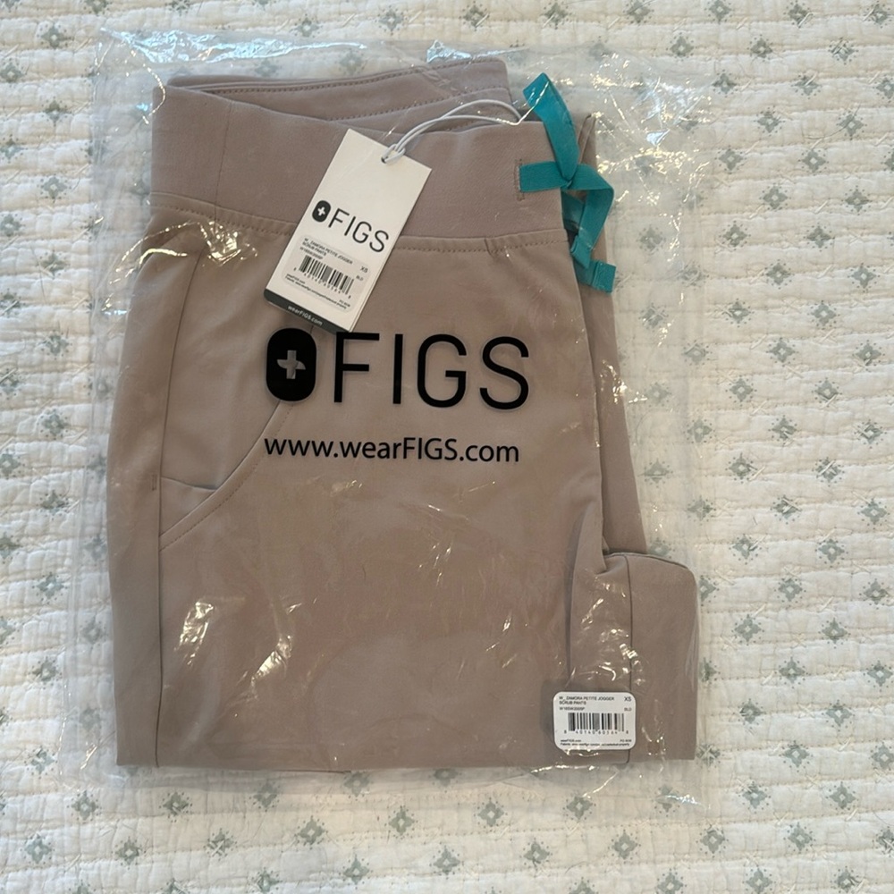 Figs Zamora Petite Jogger - XS in Boulder